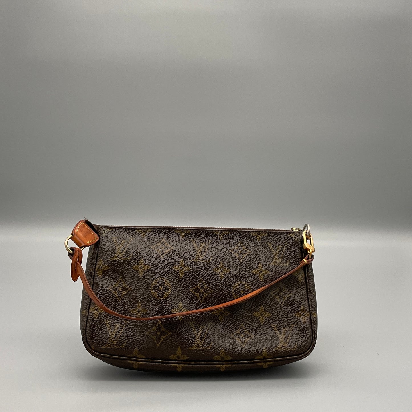 Louis Vuitton Pochette