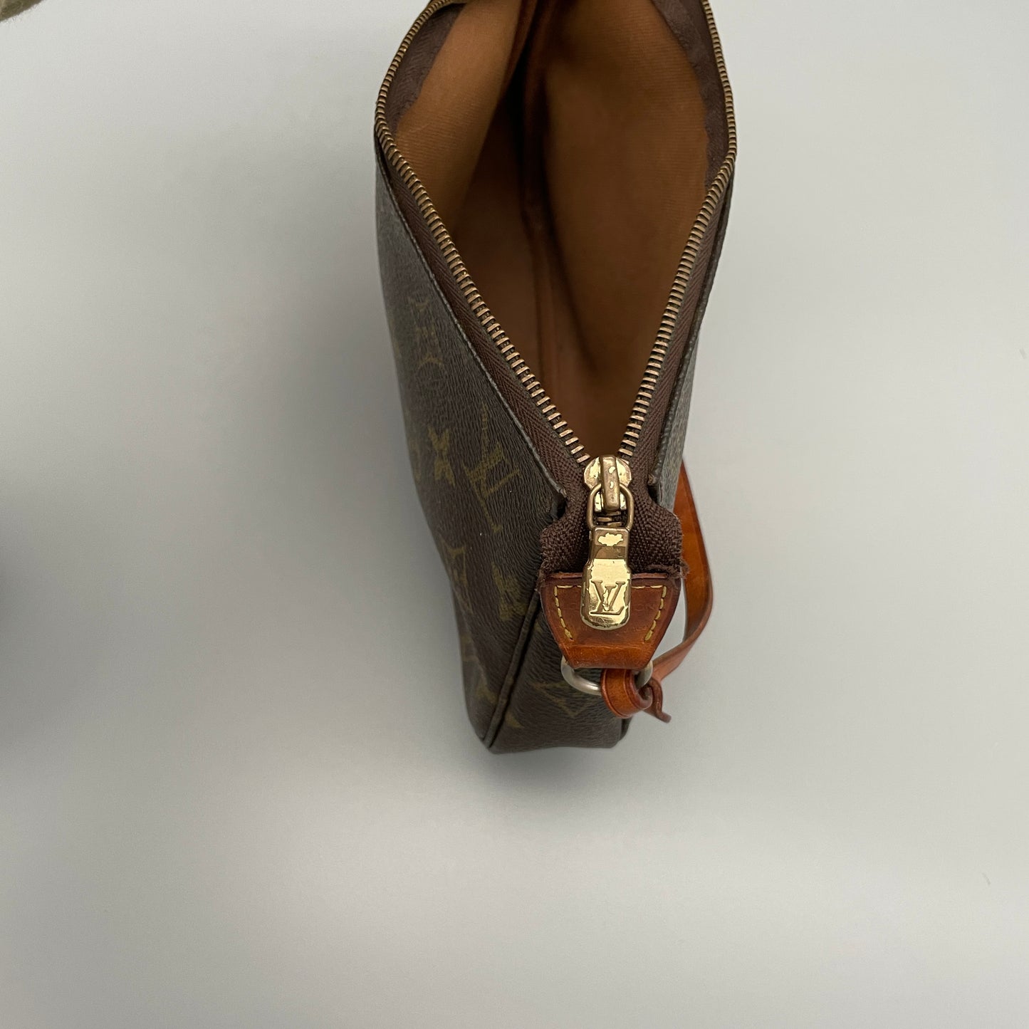 Louis Vuitton Pochette